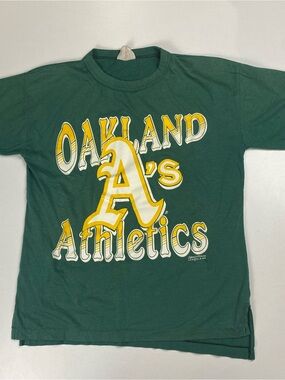 Vintage 90s Oakland A's MLB Baseball T-Shirt - Small
